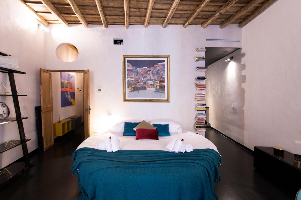 Greta Charming In Trastevere Apartment
